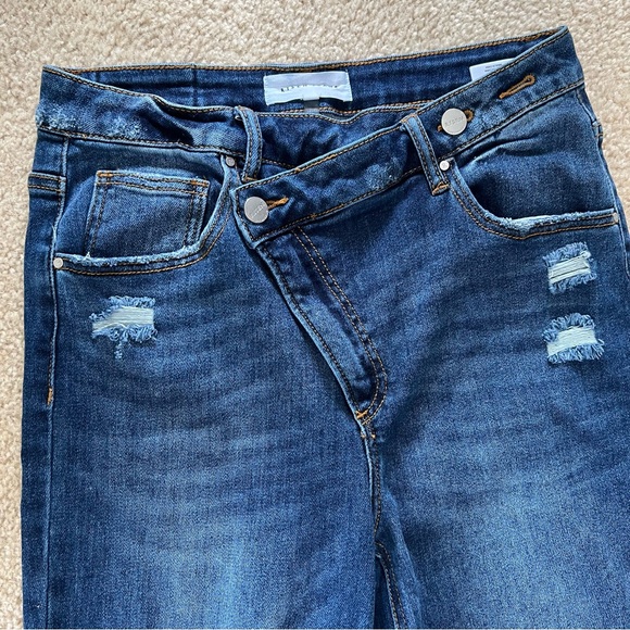 Risen high rise crossover straight leg relaxed raw hem distressed jeans Junior 9 - Picture 1 of 14